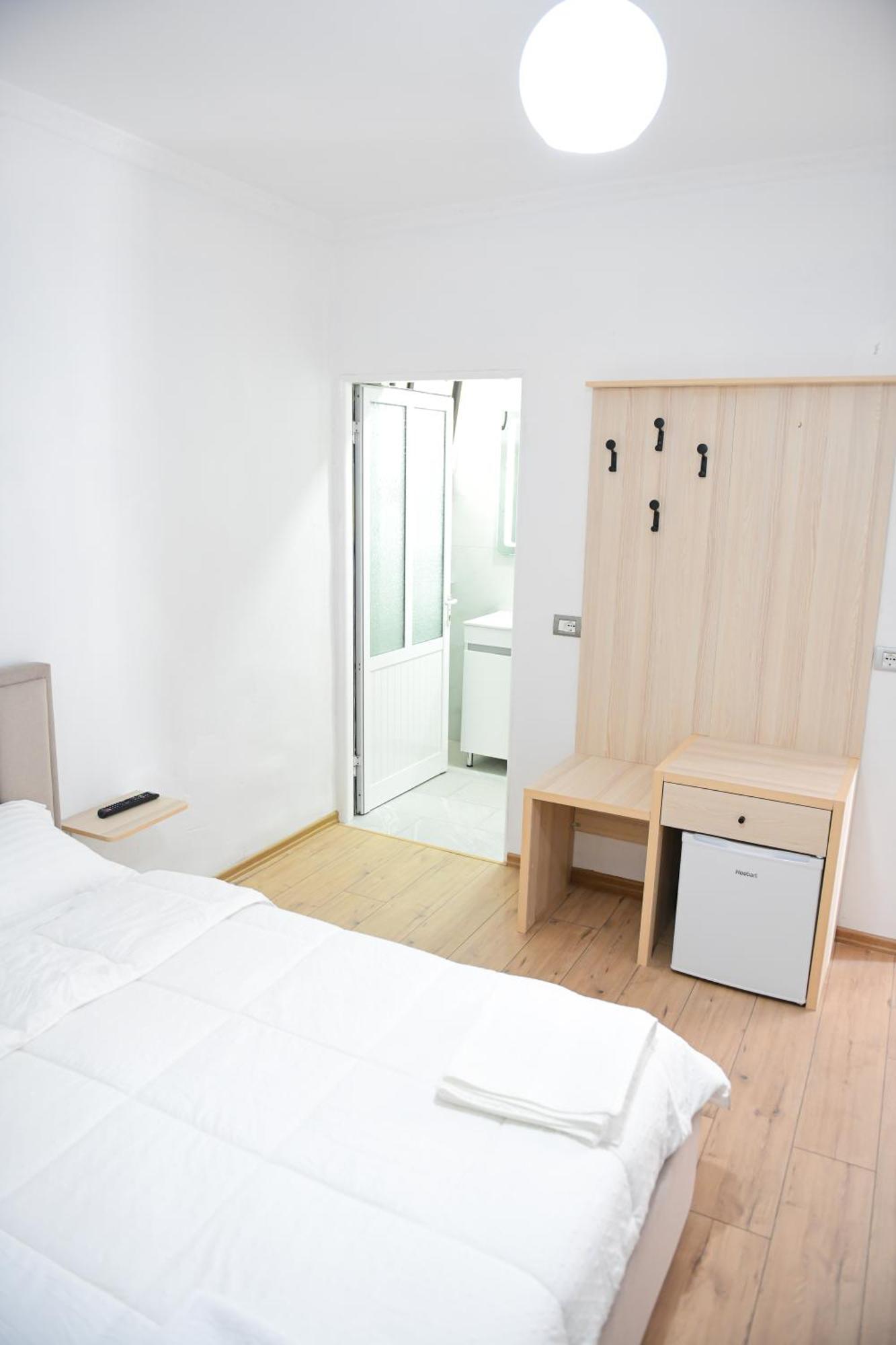 Hotel Villa Edis Berat Exterior photo