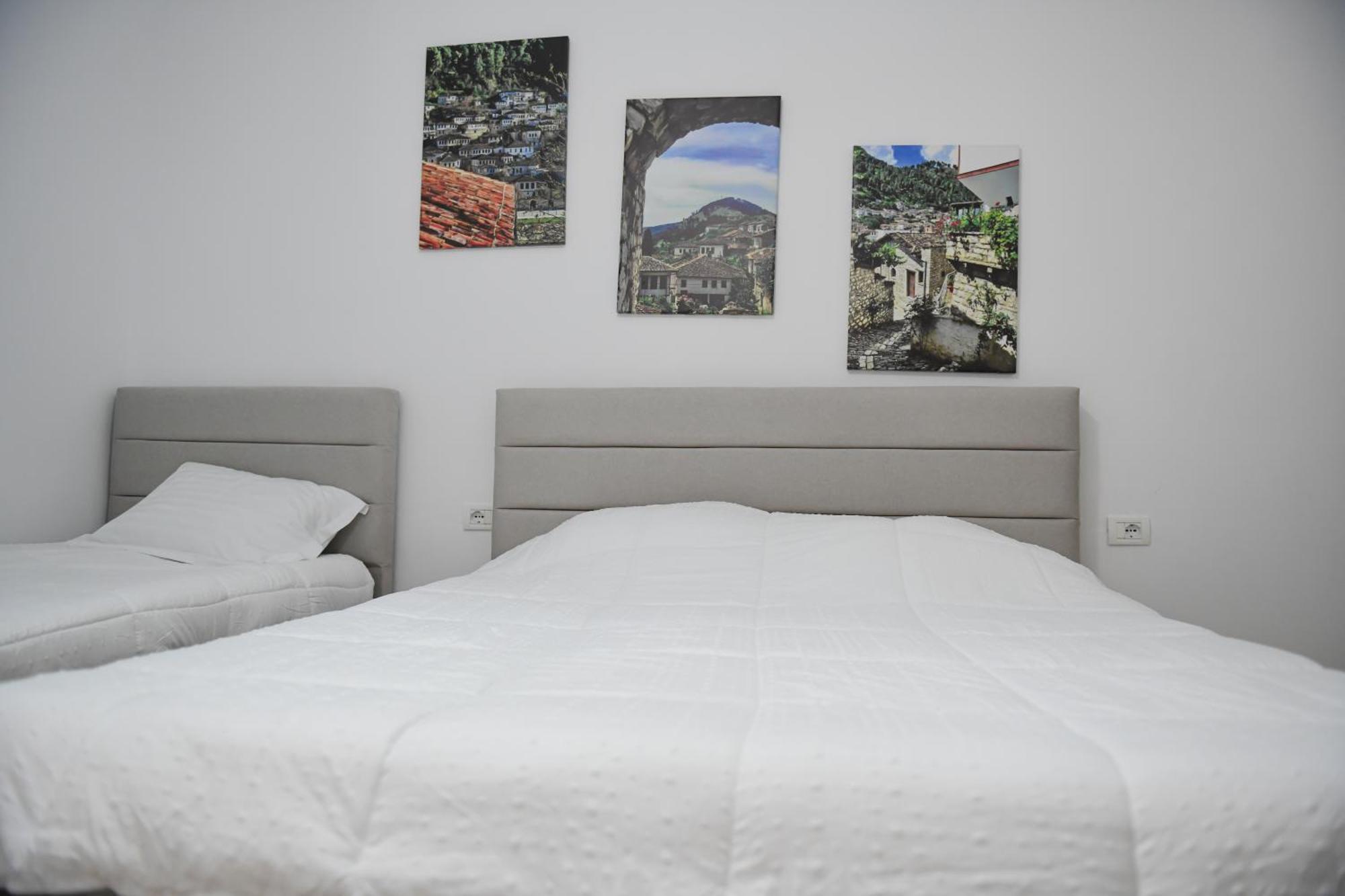 Hotel Villa Edis Berat Exterior photo